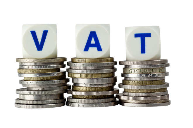 SUMMARY REPORT WITH OUTCOME OF PUBLIC CONSULTATION ON GREEN PAPER  ON THE  FUTURE OF VAT 